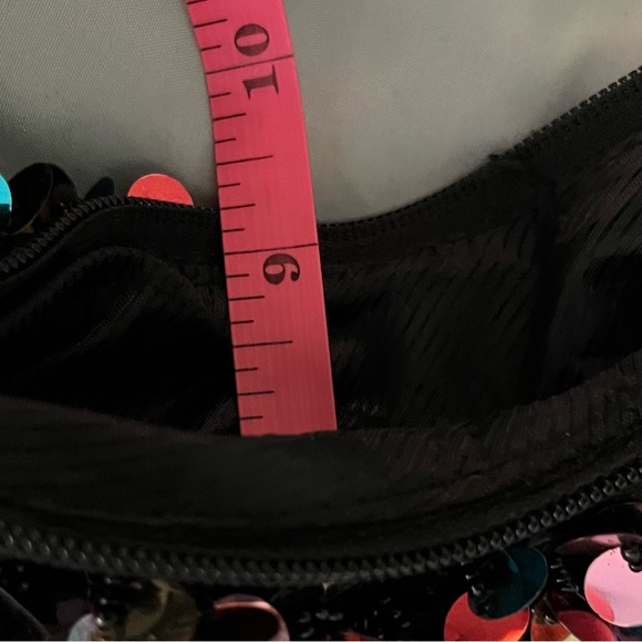 VINTAGE STUDIO by MICHELLE STUART Confetti Embellished Sweater (L) and Handbag. - Picture 14 of 14